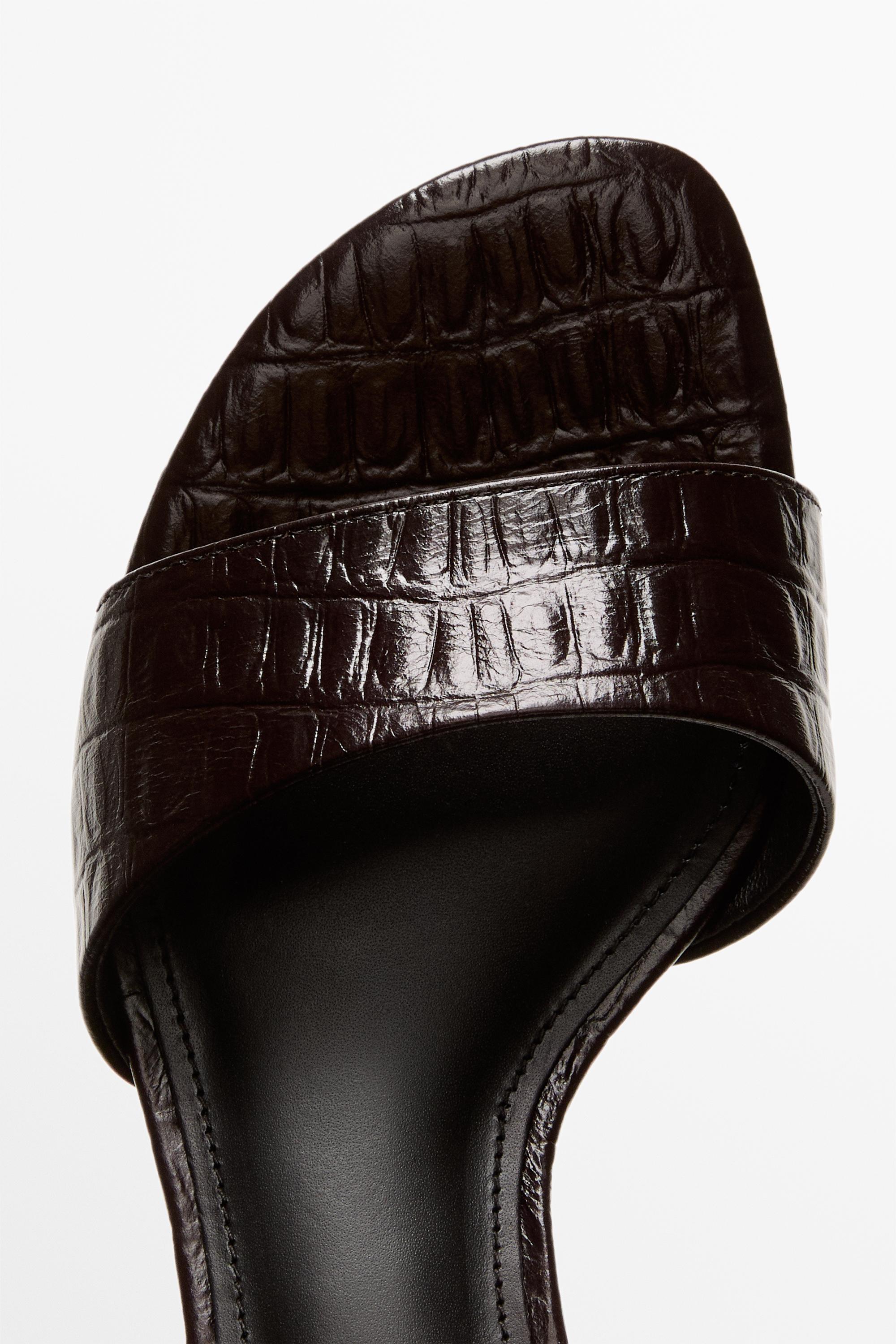 High-heel sandals embossed leather